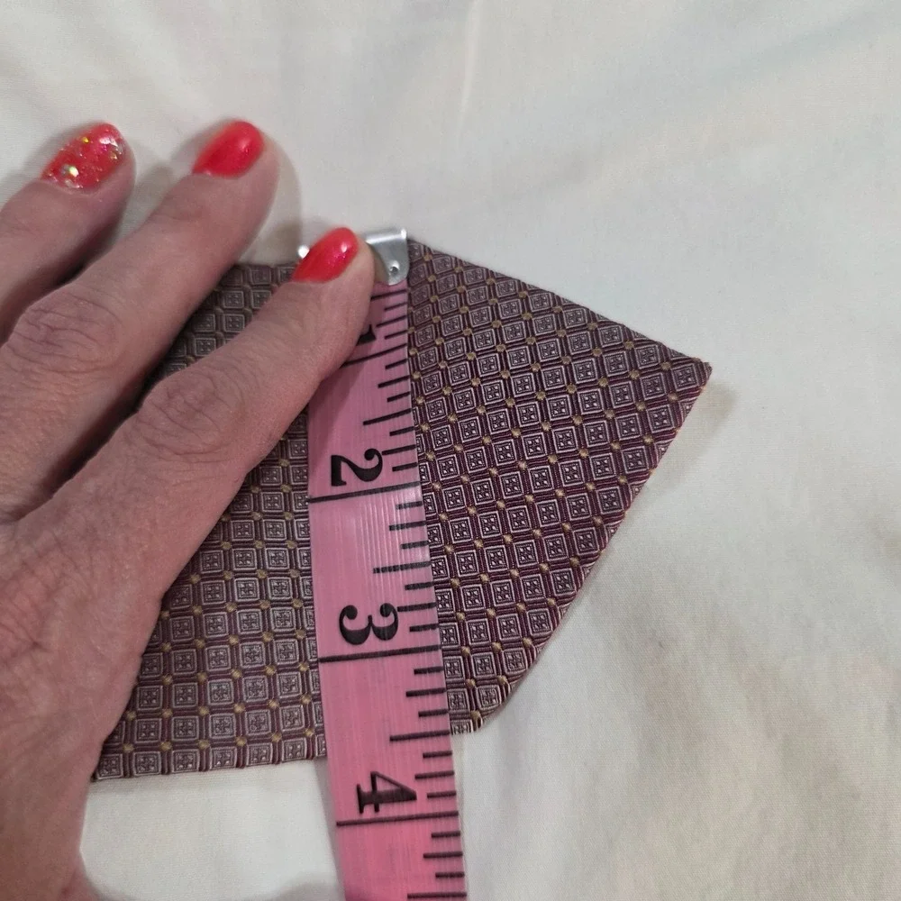 PRONTO UOMO‎ Mens Silk NWOT Tie Geometric Pattern Neck Tie Burgundy Gold Formal